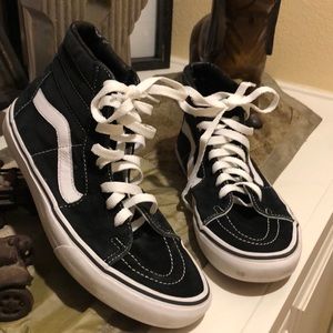 Men’s size 8 Women’s size 9 1/2 Vans